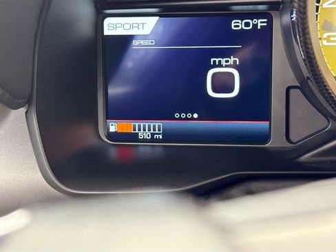 Certified 2021 Ferrari F8 Tributo RWD image 11