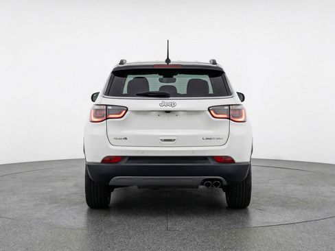 Used 2025 Jeep Compass Limited AWD/4WD image 7