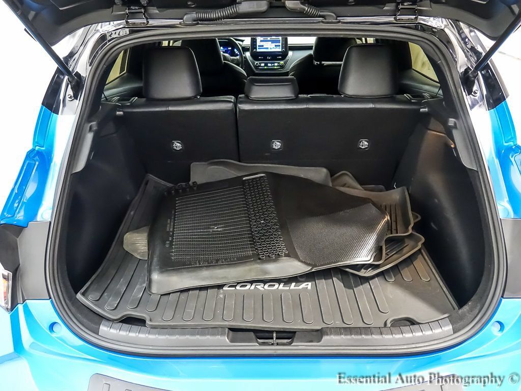 Used 2022 Toyota Corolla XSE FWD image 21