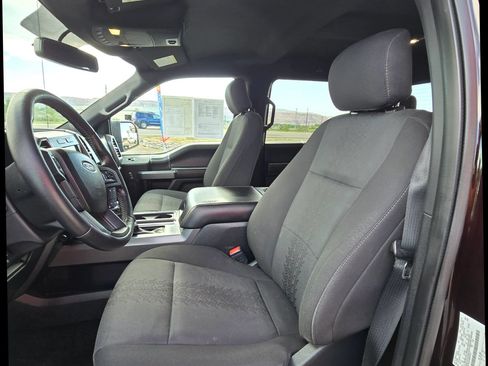 Used 2018 Ford F150 XLT w/ Equipment Group 302A Luxury AWD/4WD image 6