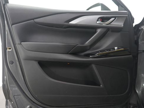 Used 2023 MAZDA CX-9 Touring image 23