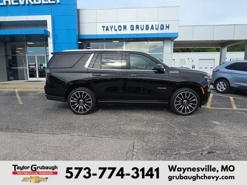 Used 2025 Chevrolet Tahoe High Country AWD/4WD image 1