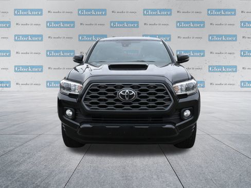 Used 2023 Toyota Tacoma TRD Sport image 2