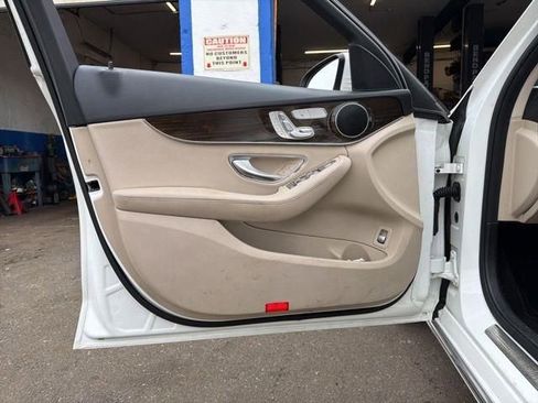 Used 2018 Mercedes-Benz C 300 Sedan image 25