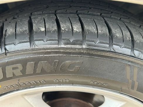 Used 2006 Honda Civic EX image 9