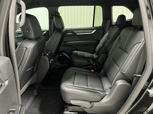 New 2026 GMC Acadia Elevation w/ Elevation Premium Package image 24