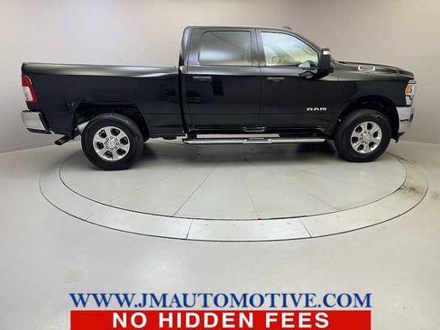 Used 2024 RAM 2500 Big Horn AWD/4WD image 6