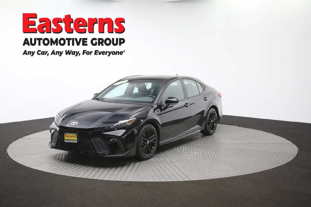 Used 2025 Toyota Camry SE FWD image 56