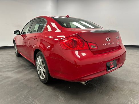 Used 2013 INFINITI G37 4dr x AWD w/ Premium Pkg image 4