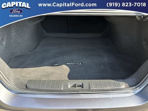 Used 2025 Nissan Sentra SV FWD image 16