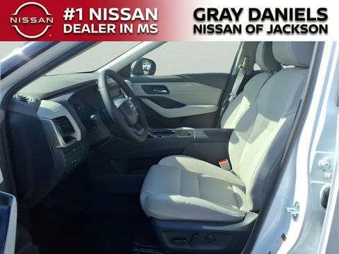 New 2026 Nissan Rogue SV FWD image 22