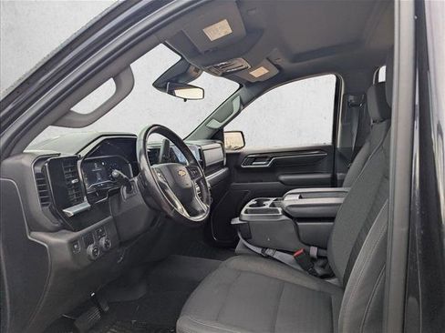 Used 2022 Chevrolet Silverado 1500 LT image 9