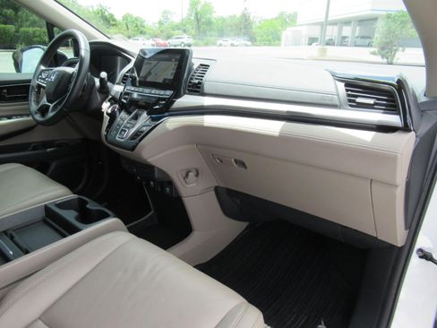Used 2022 Honda Odyssey Touring image 10