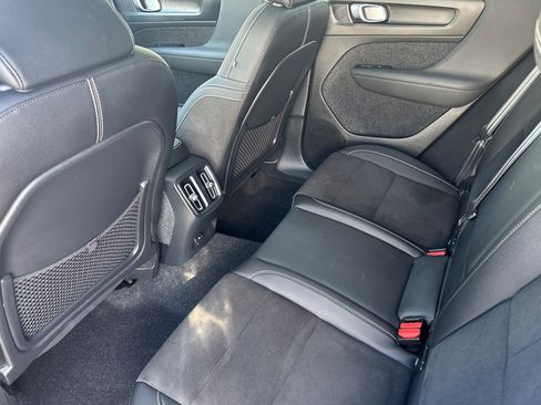 Certified 2023 Volvo C40 P8 Recharge Plus AWD/4WD image 5