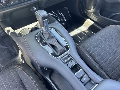 Certified 2025 Honda HR-V Sport image 24
