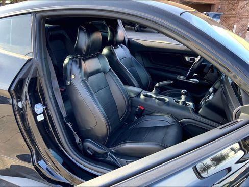 Used 2020 Ford Mustang GT Premium w/ GT Performance Package image 6