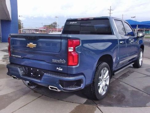 Used 2024 Chevrolet Silverado 1500 High Country w/ High Country Premium Package image 17
