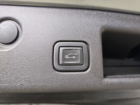 Certified 2024 Chevrolet Equinox LT w/ LPO, Floor Liner Package AWD/4WD image 17