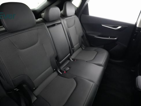 Used 2024 Kia EV6 Light image 9