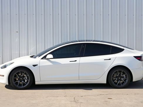 Used 2022 Tesla Model 3 image 52