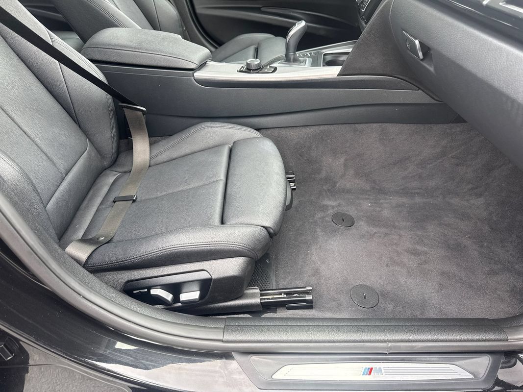 Used 2017 BMW 330i Sedan RWD image 44