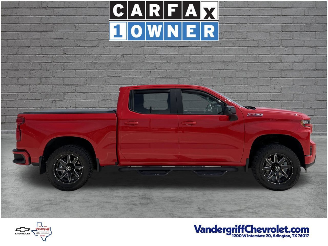 Used 2019 Chevrolet Silverado 1500 RST AWD/4WD image 3