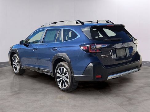 Used 2023 Subaru Outback Limited XT image 6