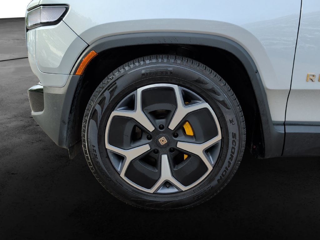 Used 2024 Rivian R1S Adventure Quad AWD/4WD image 9