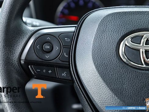 Used 2020 Toyota RAV4 LE image 58