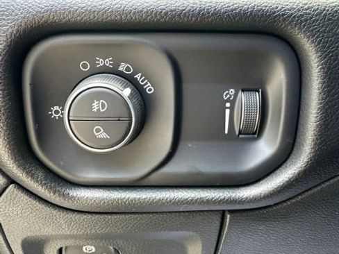 Certified 2024 RAM 1500 Big Horn AWD/4WD image 22