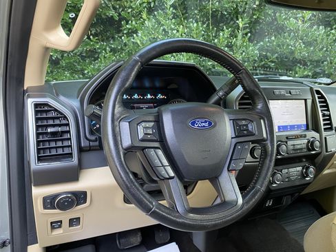 Used 2020 Ford F150 XLT w/ Equipment Group 302A Luxury AWD/4WD image 17