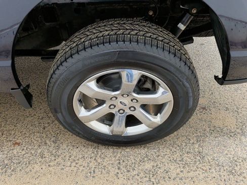 Certified 2022 Ford F150 Lariat w/ Equipment Group 502A High image 6