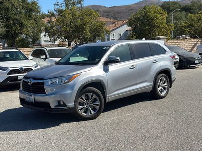 Used 2016 Toyota Highlander LE