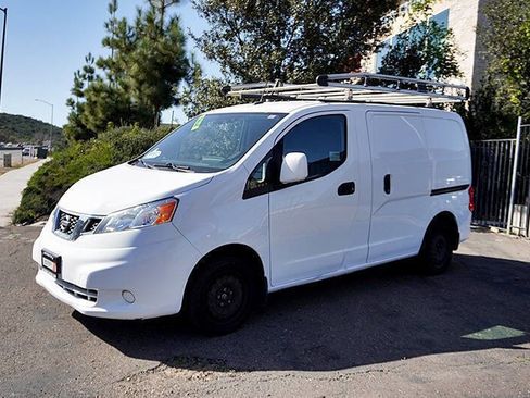 Used 2020 Nissan NV200 SV image 5