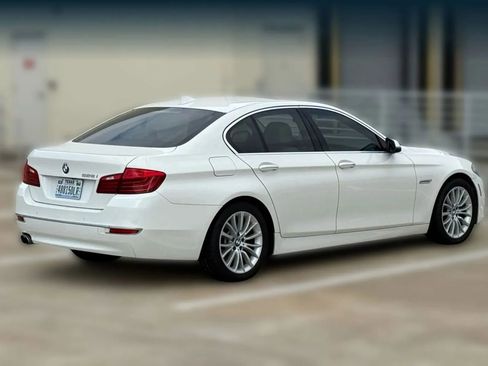 Used 2014 BMW 528i Sedan image 8