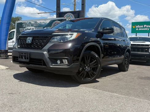 Used 2019 Honda Passport Sport image 2