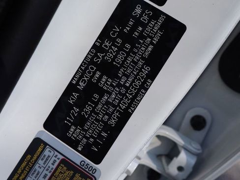 Used 2025 Kia K4 LXS image 38