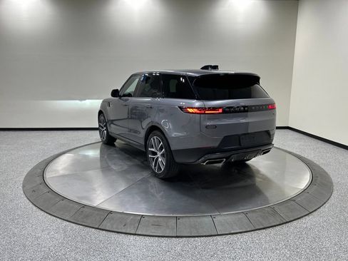 Used 2023 Land Rover Range Rover Sport SE AWD/4WD image 8