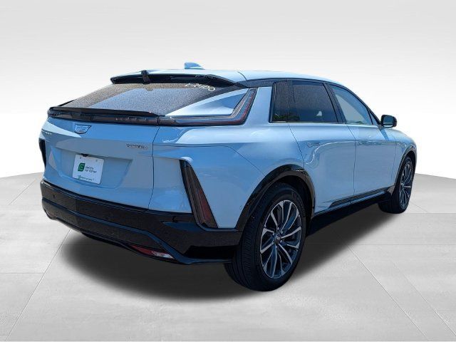 Used 2024 Cadillac Lyriq Sport w/ LPO, Floor Liner Package AWD/4WD image 7