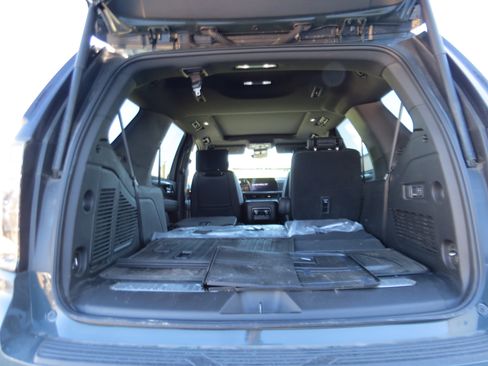 Used 2025 Chevrolet Tahoe Z71 w/ Z71 Off-Road Package image 13