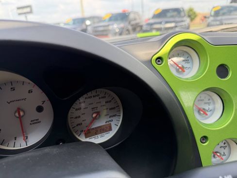 Used 2008 Dodge Viper SRT-10 RWD image 16