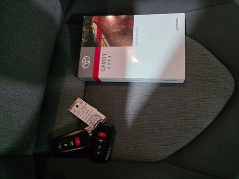 Used 2023 Toyota Camry LE w/ Convenience Package image 9