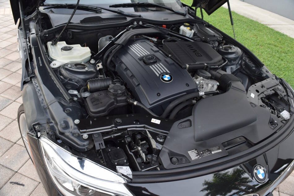 Used 2014 BMW Z4 sDrive35is RWD image 90