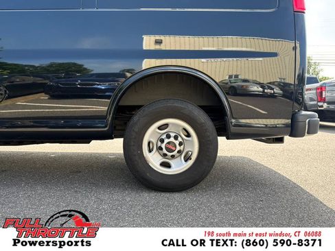 Used 2019 GMC Savana 2500 w/ Chrome Appearance Package RWD image 27