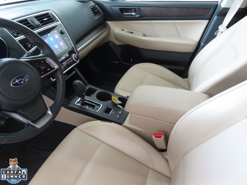 Used 2019 Subaru Outback 3.6R Limited AWD/4WD image 21