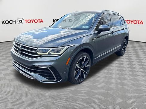 Used 2022 Volkswagen Tiguan SEL R-Line image 3