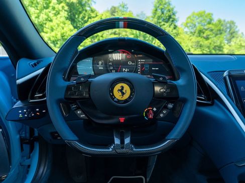 Certified 2025 Ferrari Roma Spider RWD image 35