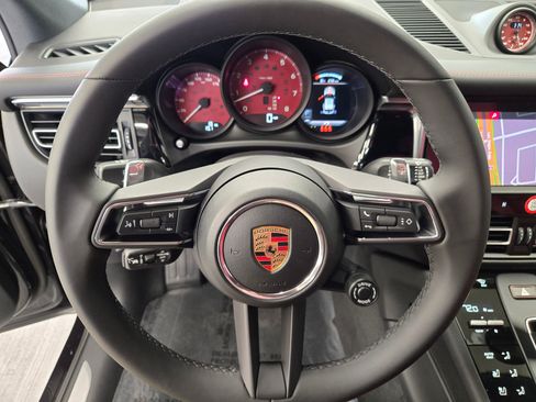 New 2026 Porsche Macan S image 19