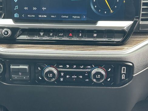 Certified 2025 Chevrolet Silverado 2500 LT w/ Convenience Package AWD/4WD image 20