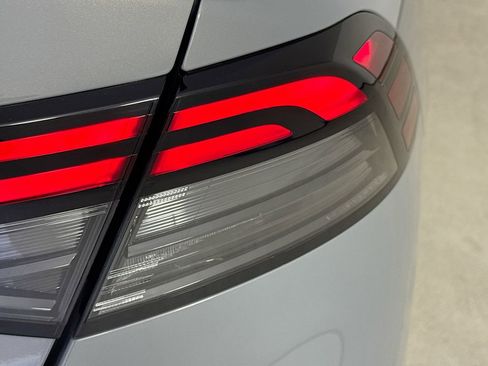 Certified 2025 Honda Accord Touring image 33